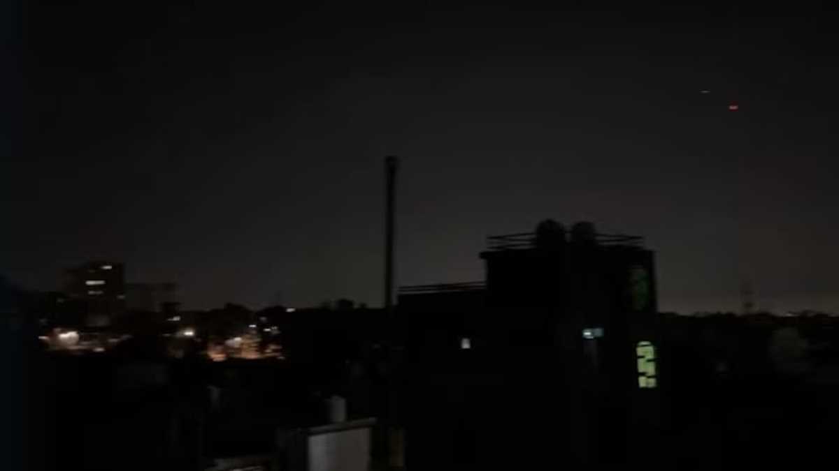 पाकिस्तान से आने वाली सभी मिसाइलों को रोका गया, जम्मू में पाकिस्तानी ड्रोनों को रोका गया